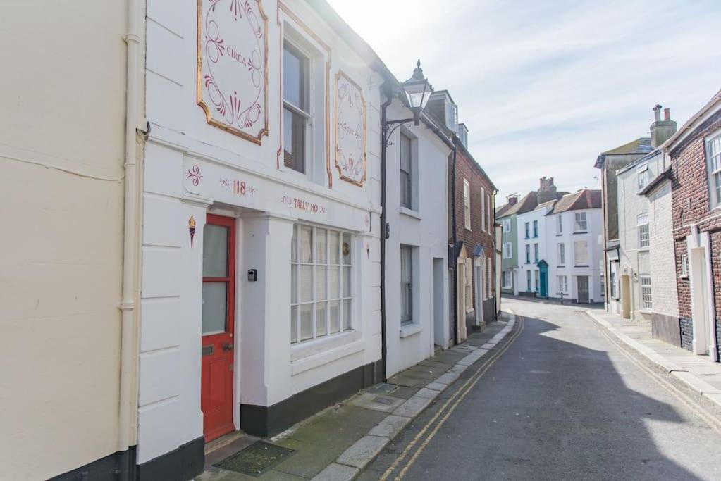 Tally Ho Deal Exterior photo